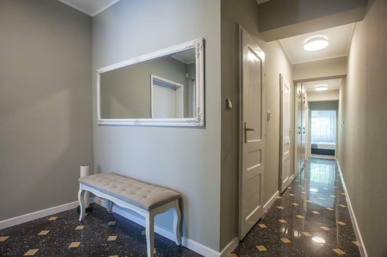 Spacious Flat Close To The American Embassy Szófia Kültér fotó